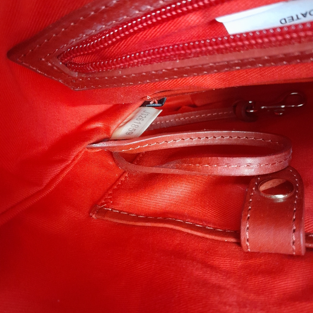 Dooney & Bourke Handbag Vintage Saffiano Small Pocket Sac - RED- NWT - Picture 9 of 9